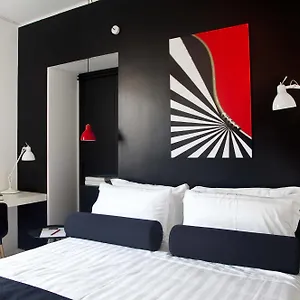 2* לינה וארוחת בוקר Sora Luxury