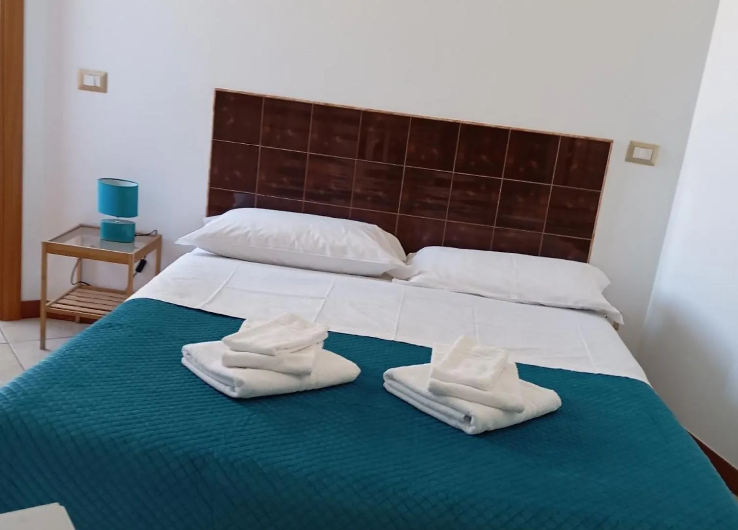 Bed And Breakfast Verdoni Di Gabriela Rome Bed & Breakfast